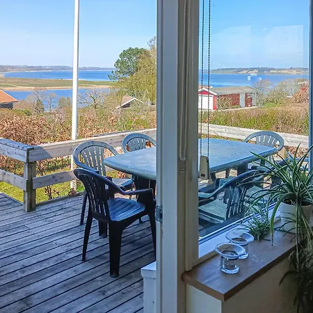 Stunning In With Wifi Feriehus Løgstrup
